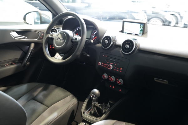 Audi A1 SPORTBACK 1.4 TFSI 122 CH S LINE S TRONIC