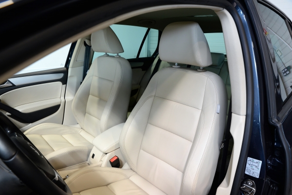  Volkswagen GOLF 2.0 TDI 140 CH CARAT EDITION