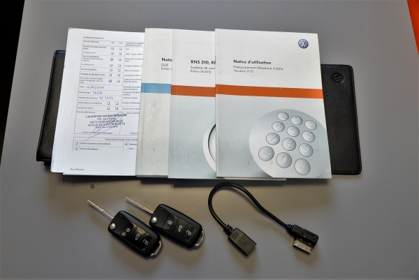 Volkswagen GOLF 2.0 TDI 140 CH CARAT EDITION
