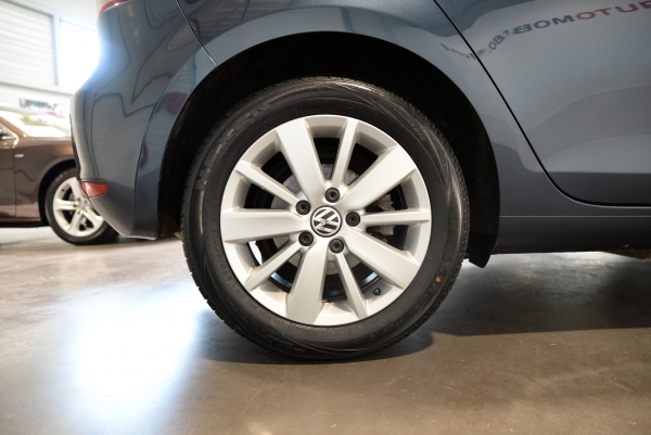  Volkswagen GOLF 2.0 TDI 140 CH CARAT EDITION