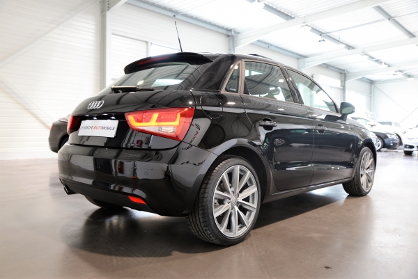 Audi A1 SPORTBACK TDI 90 CH AMBITION LUXE STRONIC