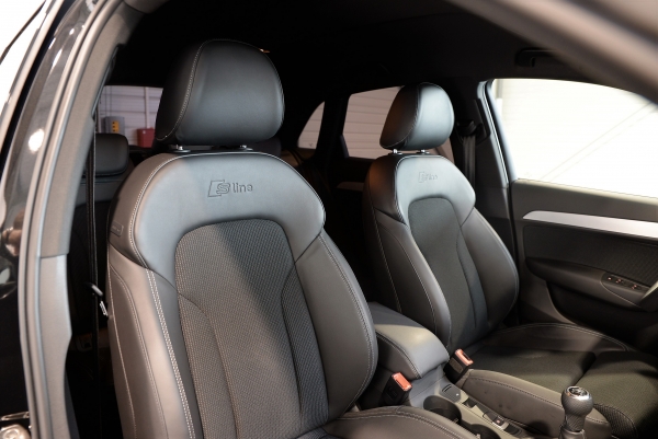 Audi Q3 2.0 TDI 140 S LINE