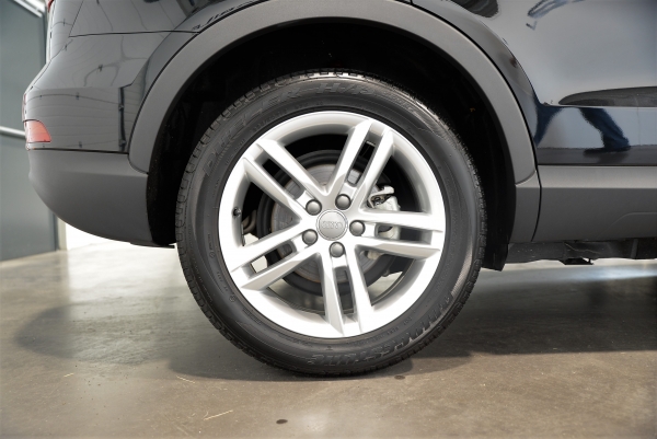 Audi Q3 2.0 TDI 140 S LINE
