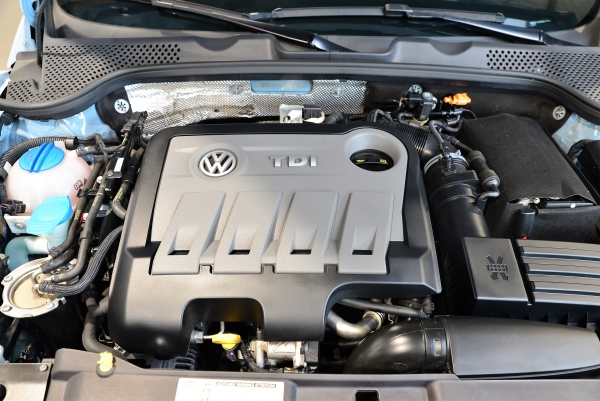 Volkswagen Coccinelle 2.0 TDI 140 ch CABRIOLET VINTAGE