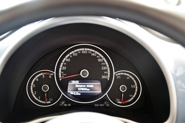  Volkswagen Coccinelle 2.0 TDI 140 ch CABRIOLET VINTAGE