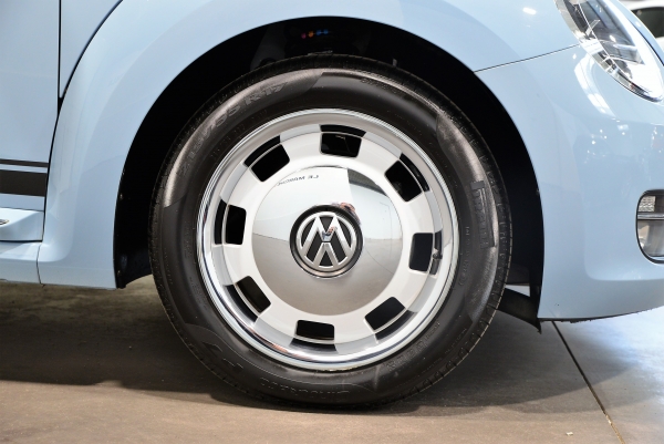 Volkswagen Coccinelle 2.0 TDI 140 ch CABRIOLET VINTAGE