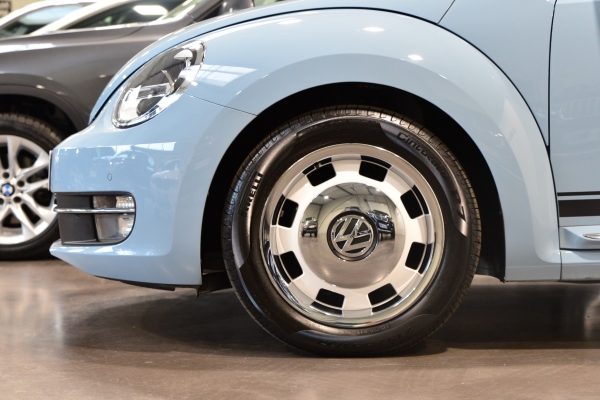  Volkswagen Coccinelle 2.0 TDI 140 ch CABRIOLET VINTAGE