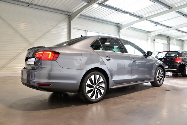  Volkswagen JETTA HYBRID TSI 170 CH CARAT DSG7