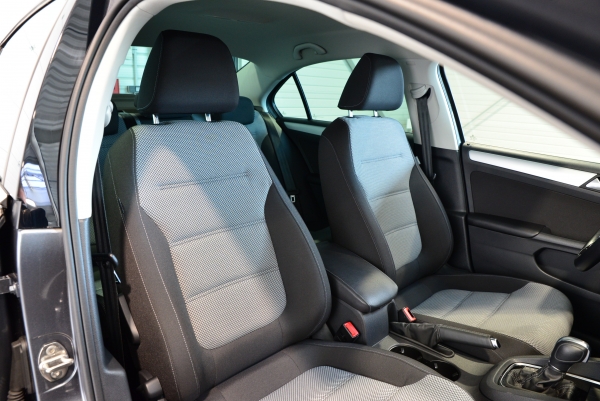  Volkswagen JETTA HYBRID TSI 170 CH CARAT DSG7