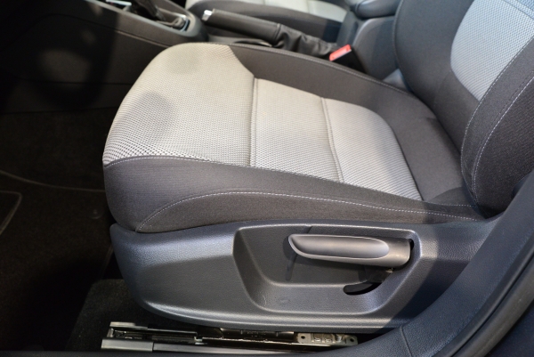  Volkswagen JETTA HYBRID TSI 170 CH CARAT DSG7