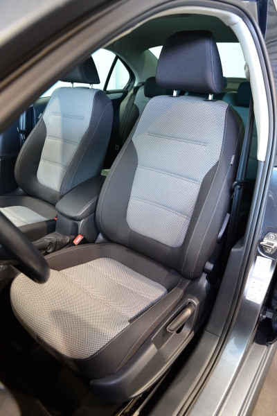  Volkswagen JETTA HYBRID TSI 170 CH CARAT DSG7