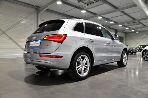 Audi Q5 QUATTRO 2.0 TDI 177 AVUS