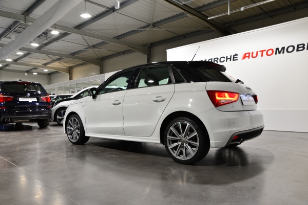 Audi A1 1.6 TDI 90 CH S LINE