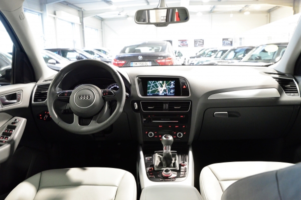 Audi Q5 2.0 TDI 150 CH BUSINESS LINE