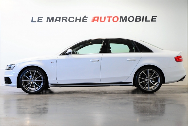 Audi A4 2.0 TDI 150 CH S LINE BV6