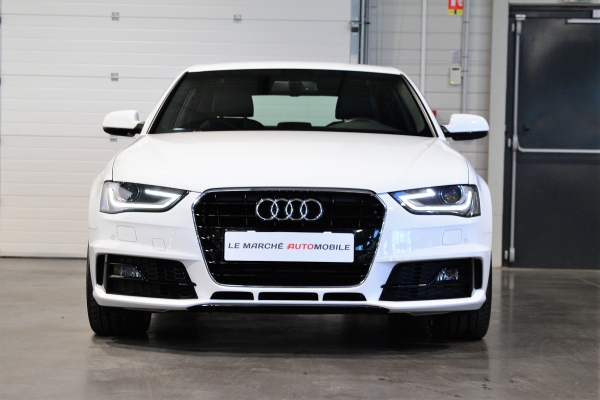 Audi A4 2.0 TDI 150 CH S LINE BV6