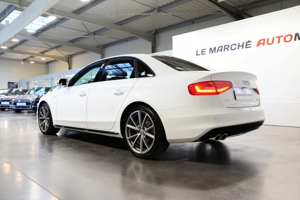 Audi A4 2.0 TDI 150 CH S LINE BV6