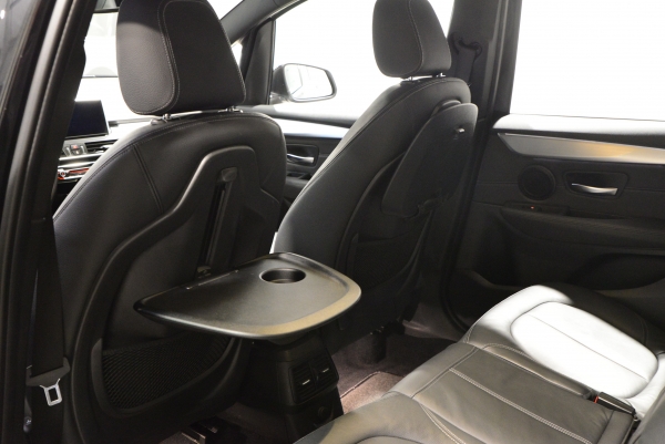 BMW Série 2 Gran Tourer 218d 150ch BVA8 luxury 7 Places