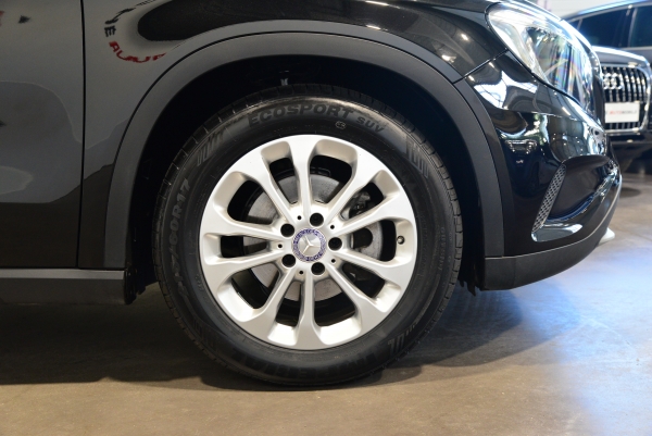 Mercedes GLA 180e INSPIRATION 7G-DCT