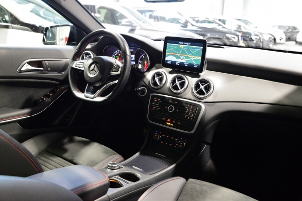 Mercedes GLA 200 CDI FASCINATION 7G-DCT PACK AMG