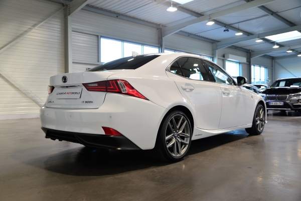 LEXUS IS 300H F-SPORT BVA