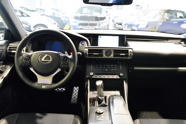 LEXUS IS 300H F-SPORT BVA