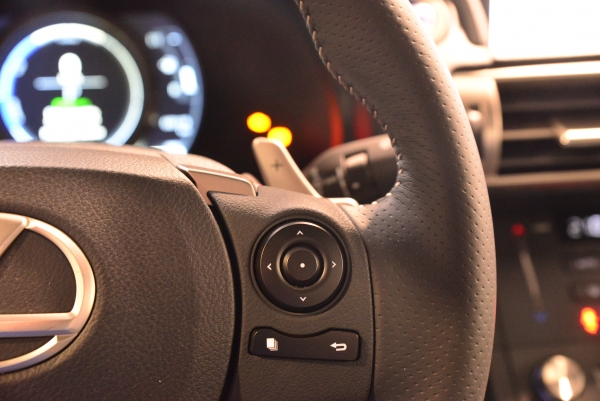 LEXUS IS 300H F-SPORT BVA