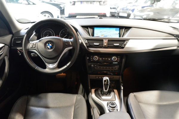 BMW X1 XDRIVE 20D 184 CH LOUNGE PLUS BVA8