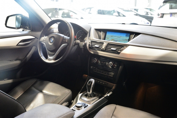 BMW X1 XDRIVE 20D 184 CH LOUNGE PLUS BVA8
