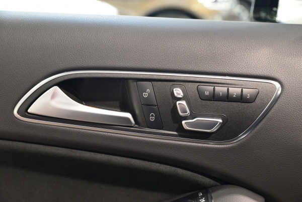 Mercedes CLASSE A 220d 177 ch FASCINATION 7G-DCT