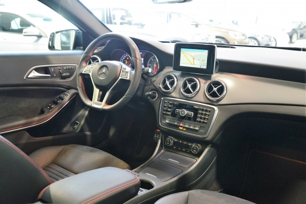 Mercedes GLA 220 CDI FASCINATION 4MATIC 7G-DCT