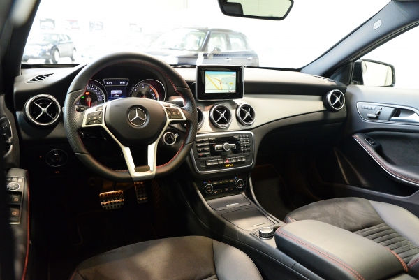 Mercedes GLA 220 CDI FASCINATION 4MATIC 7G-DCT