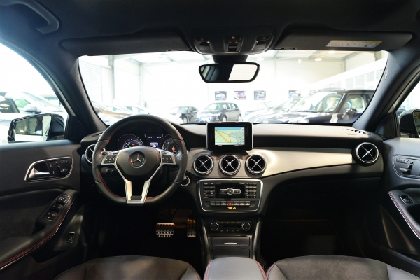 Mercedes GLA 220 CDI FASCINATION 4MATIC 7G-DCT