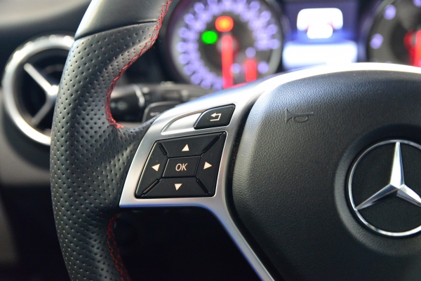 Mercedes GLA 220 CDI FASCINATION 4MATIC 7G-DCT