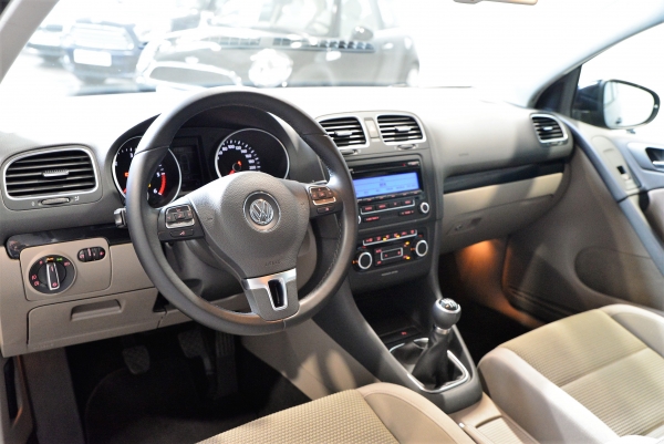  Volkswagen VW GOLF TDI 90 CH CONFORTLINE 3P
