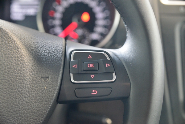  Volkswagen VW GOLF TDI 90 CH CONFORTLINE 3P