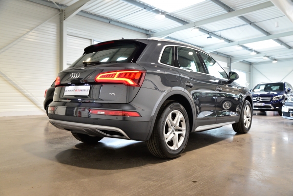 Audi Q5 2.0 TDI 150 CH DESIGN