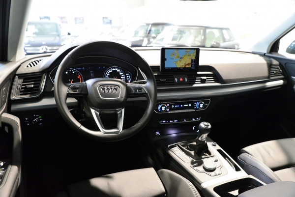 Audi Q5 2.0 TDI 150 CH DESIGN