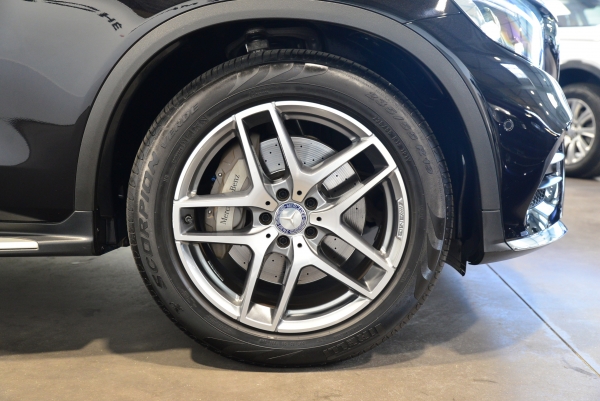 Mercedes GLC 250d SPORTLINE 9G-DCT 4MATIC
