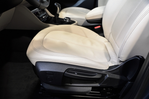 BMW Série 2 Gran Tourer 218d 150 ch Luxury BV6 5 Places