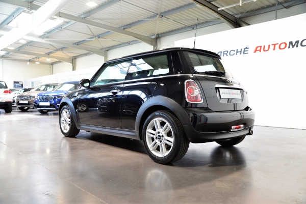 Mini Cooper d 112 ch Pack Chili