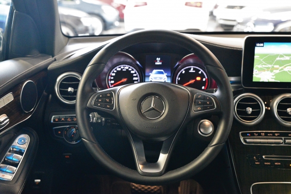 Mercedes GLC 250 D FASCINATION 4MATIC 9G-DCT