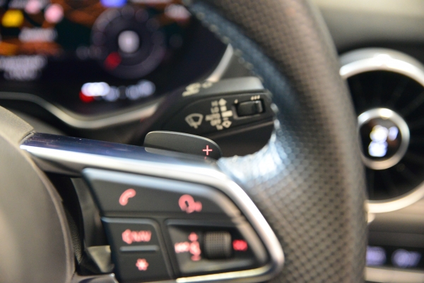 AUDI TT ROADSTER QUATTRO 230 CH S LINE STRONIC