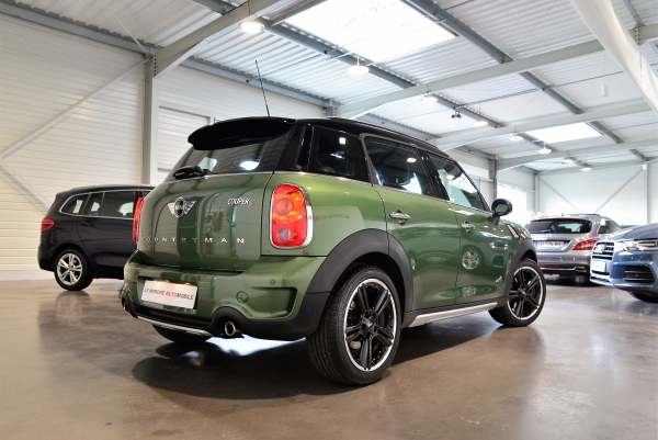 MINI COUNTRYMAN COOPER S RED HOT CHILI ALL4 BVA