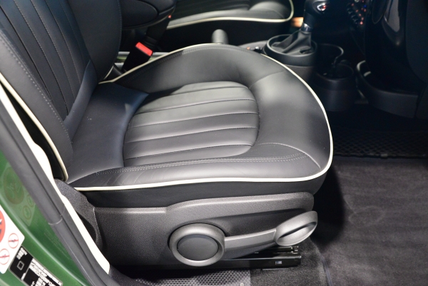 MINI COUNTRYMAN COOPER S RED HOT CHILI ALL4 BVA