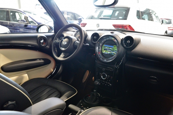 MINI COUNTRYMAN COOPER S RED HOT CHILI ALL4 BVA