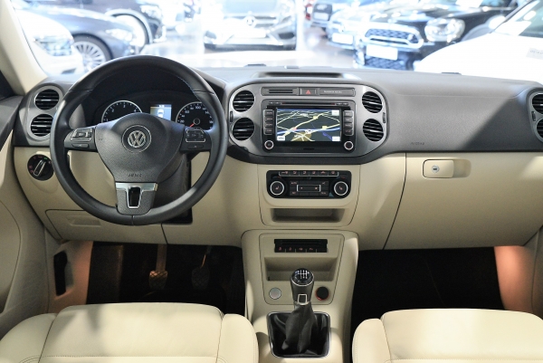  Volkswagen TIGUAN 2.0 TDI 140 CH CARAT PACK TECHNO