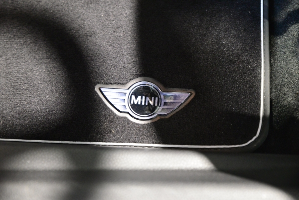 MINI ROADSTER COOPER S 184 CH PACK RED HOT CHILI
