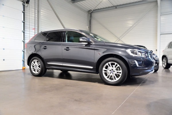  Volvo XC60 D4 181 CH SUMMUM GEARTRONIC 8
