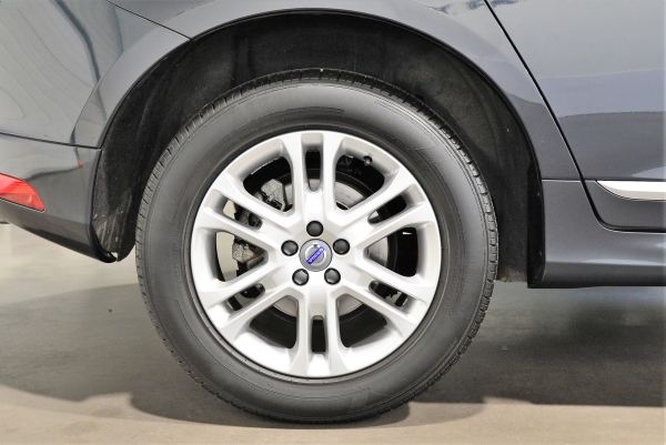  Volvo XC60 D4 181 CH SUMMUM GEARTRONIC 8